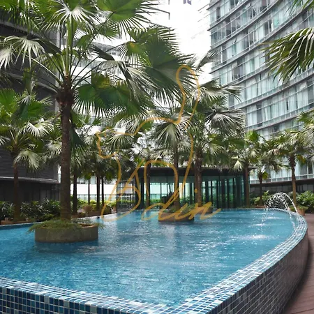 Klcc Skysuites With Private Balcony And Terrace
